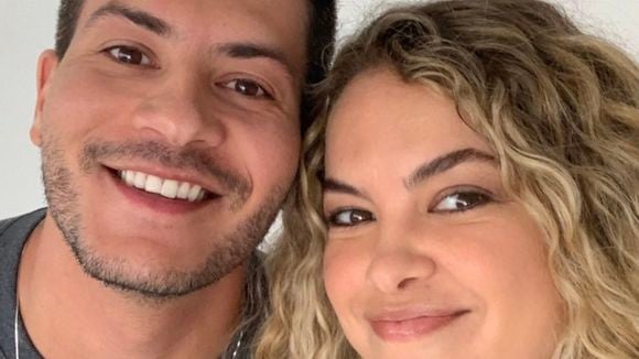 Fãs de "Rebelde Brasil" surtam com reencontro de Arthur Aguiar e Lua Blanco na casa do ator