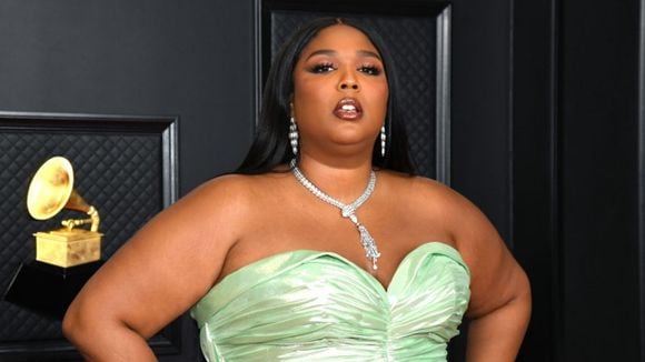 Caso Lizzo: após polêmica com abuso, Super Bowl veta cantora do show