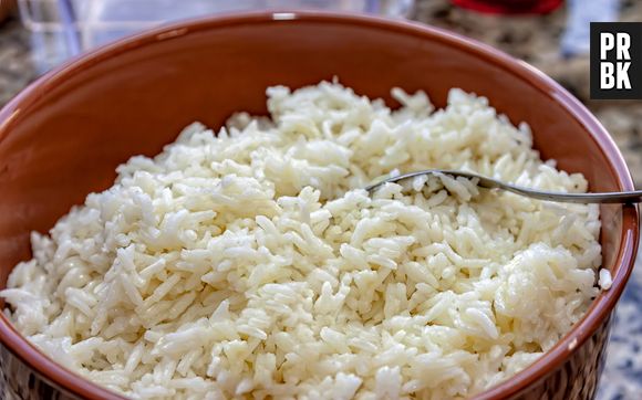 Algumas pessoas lavam o arroz antes de cozinhar e outras são contra essa prática