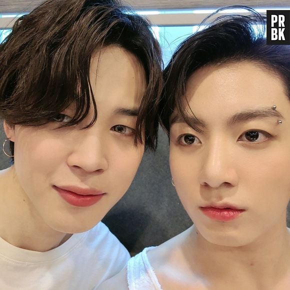 BTS: Jimin e Jungkook posam juntos sem camisa em foto e fãs surtam