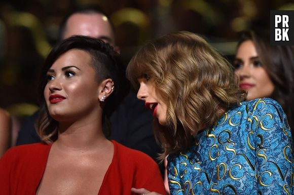 Demi Lovato já teria ficado com Taylor Swift, segundo teoria viral