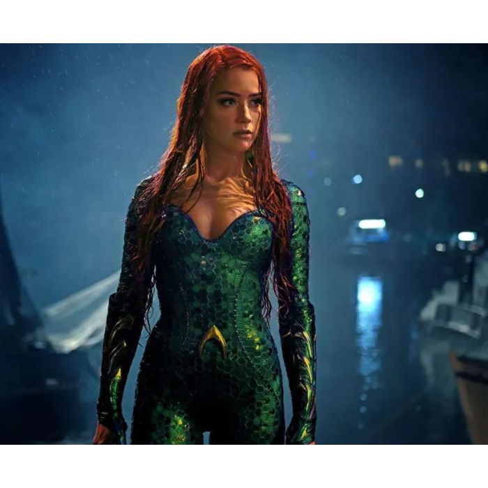 Amber Heard só não teria sido demitida de &quot;Aquaman 2&quot; por causa de Elon Musk