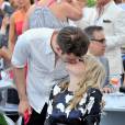 O casal Emma Stone e Andrew Garfield se conheceu nos bastidores do filme "O Espetacular Homem-Aranha"