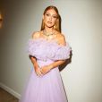Um dos looks mais elogiados de 2023 sem dúvidas foi o vestido lilás com volume no decote de Marina Ruy Barbosa