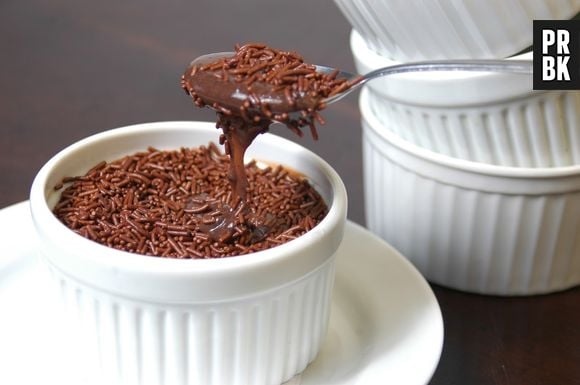 Páscoa boa é páscoa com brigadeiro! Nem que seja aquele típico, feito na panela