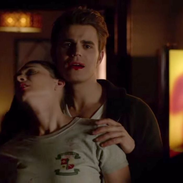Stefan (Paul Wesley) assumiu sua identidade de estripador em &quot;The Vampire Diaries&quot;