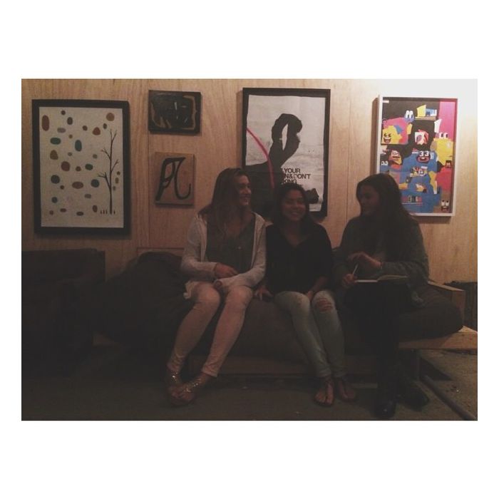  Bruna Marquezine e Sasha Meneghel curtem tarde &quot;das amigas&quot; e postam fotos no Instagram 