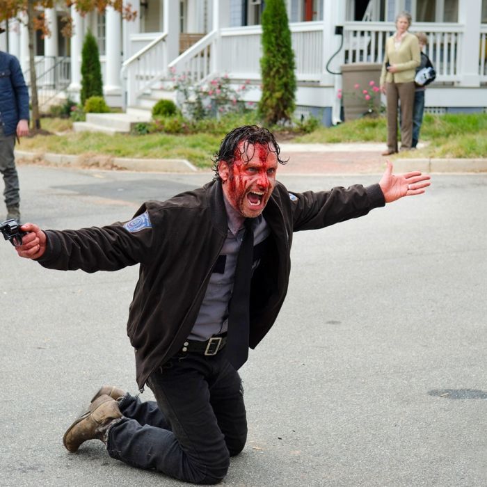 Em &quot;The Walking Dead&quot;, Rick (Andrew Lincoln) arranjou confusão com os cidadãos de Alexandria