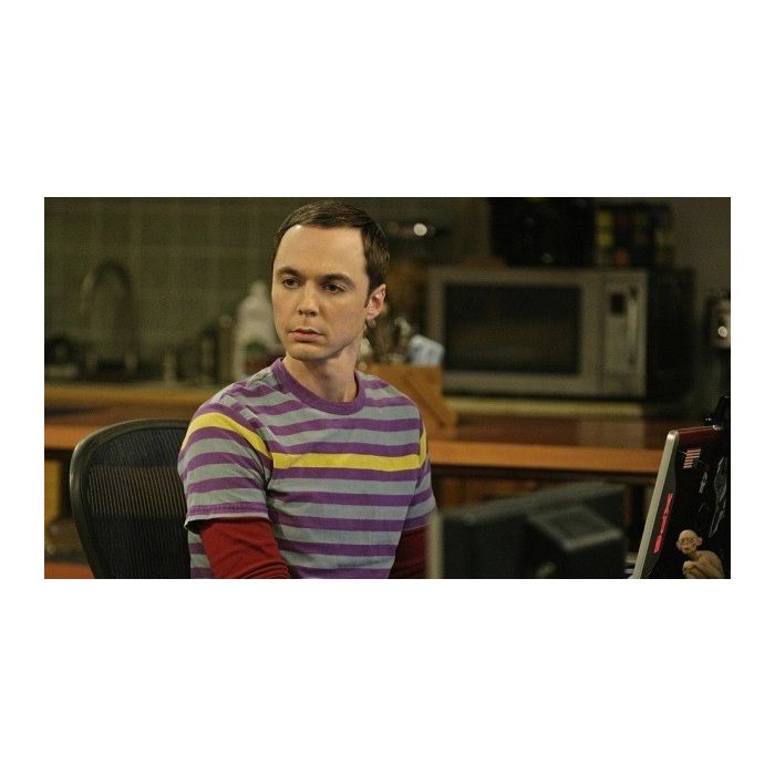  Sheldon Cooper (Jim Parsons) &amp;eacute; uma pessoa complicada, mas sua m&amp;atilde;e sabe bem como lidar com essa situa&amp;ccedil;&amp;atilde;o em &quot;The Big Bang Theory&quot; 