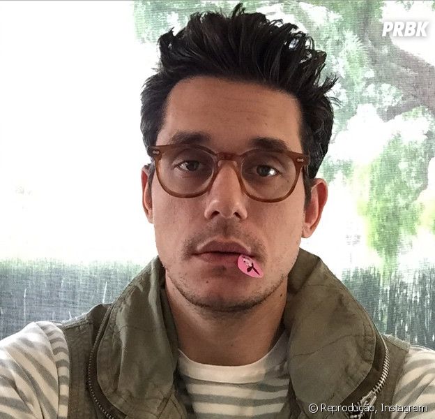 John Mayer fazendo graça em sua conta do Instagram