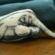  Conseguiu perceber o elefante nessa tatuagem interativa? 