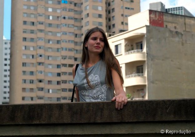 Angel (Camila Queiroz) sofre bastante na primeira semana de "Verdades Secretas"