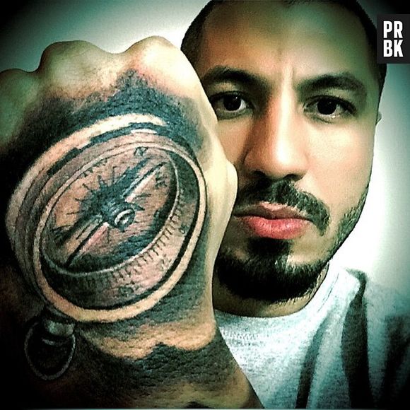 Fernando Medeiros, o gato tatuado do "BBB15", exibe na web seu mais novo desenho
