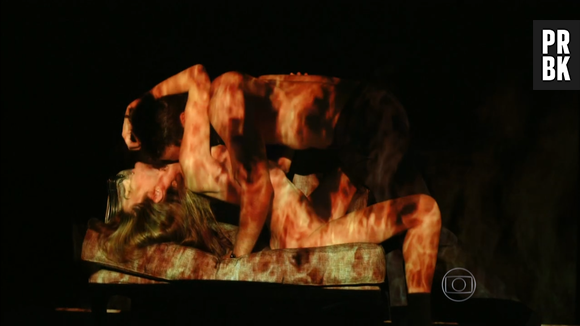 As cenas de "Verdades Secretas" entre Angel (Camila Queiroz) e Alex (Rodrigo Lombardi) realmente pegam fogo!