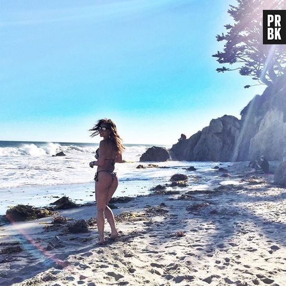 Sabrina Sato continua com tudo em cima!