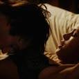 Elena (Nina Dobrev) e Damon (Ian Somerhalder) aproveitaram muito bem os momentos que estiveram juntos em "The Vampire Diaries"