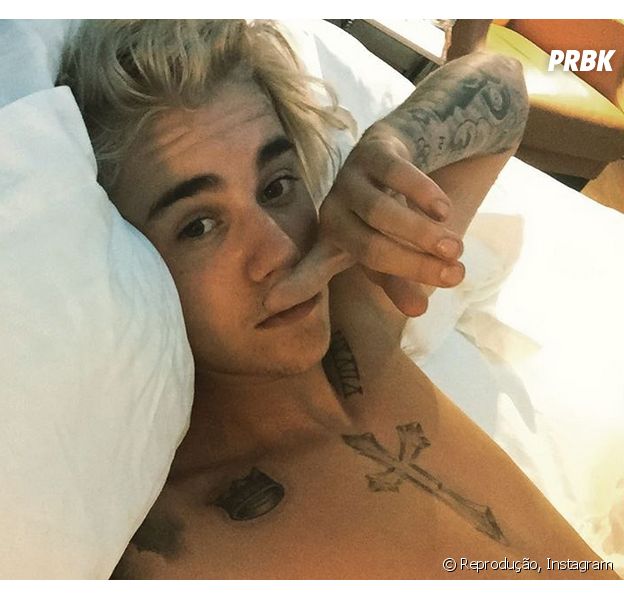 Justin Bieber fuma maconha em show e vídeo cai na rede