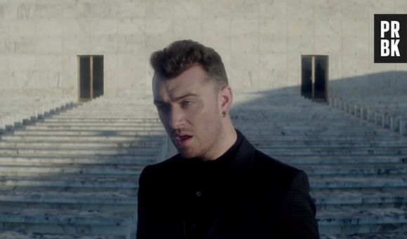 Sam Smith lança clipe de "Writing's On the Wall", música do filme "007 Contra Spectre"