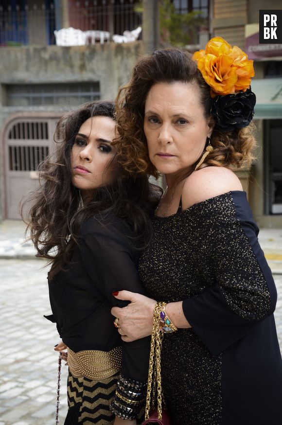 Márcia (Elizabeth Savalla) será empresária de Valdirene (Tatá Werneck) depois que ela sair do "BBB" em "Amor à Vida"