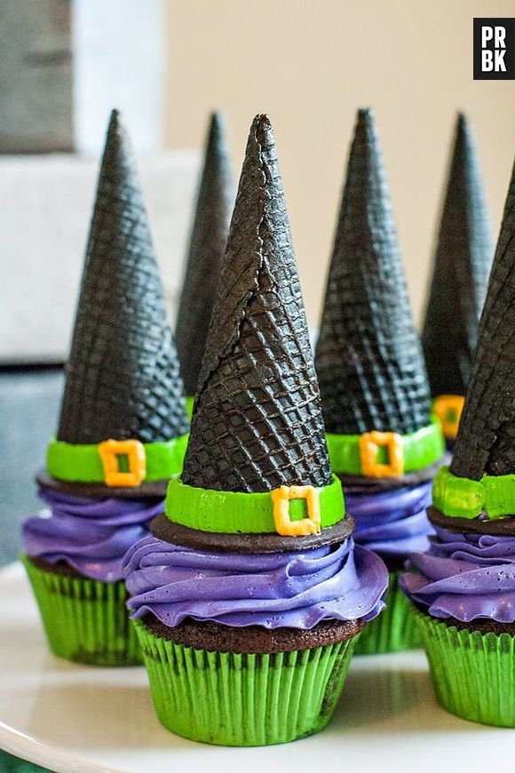 Pro Dia das Bruxas, ou Halloween, esses cupcakes são uma graça!