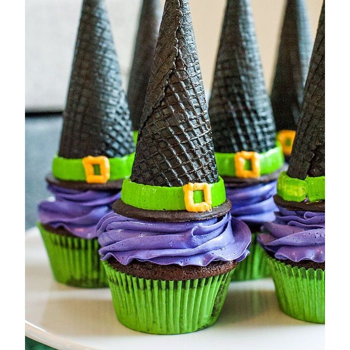 Pro Dia das Bruxas, ou Halloween, esses cupcakes são uma graça!