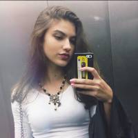 Giovanna Grigio, Camila Queiroz, Larissa Manoela e as comidas favoritas dos famosos!