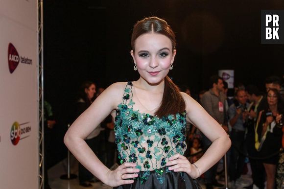 Destaque em "Cúmplices de Um Resgate", Larissa Manoela está sempre comentando o futuro da trama