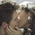 Em "Malhação", Julia (Lívian Aragão) e Artur (Gabriel Kaufmann) finalmente se beijaram!