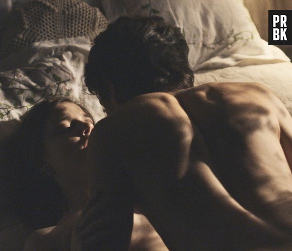 Em "Ligações Perigosas", Cecília (Alice Wegmann) e Felipe (Jesuita Barbosa) transam pela primeira vez!