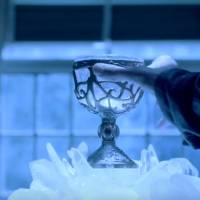 Em "Shadowhunters": na 1ª temporada, Clary e o Cálice Mortal viram alvo de caçada em novo trailer!