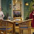 Em "The Big Bang Theory", Bernadette (Melissa Rauch) e Howard (Simon Helberg) compram uma banheira de hidromassagem