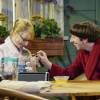 No especial de Dia dos Namorados da série "The Big Bang Theory", Bernadette (Melissa Rauch) diz que está grávida