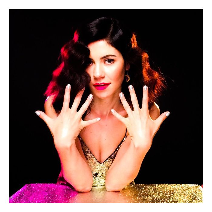  Marina and the Diamonds está entre as atrações do 1º dia de Lollapalooza 2016 