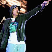 Lollapalooza 2016: Eminem, Marina and the Diamonds, Halsey e mais agitam 1ª noite do festival!