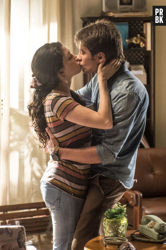 Raphael Sander e Olivia Torres contracenam bastante em "Totalmente Demais"