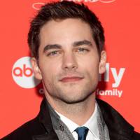 De "50 Tons De Cinza": ator do filme ousa e mostra boa forma no Instagram! Confira