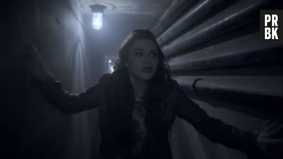 Em "Teen Wolf", Lydia (Holland Roden) está atormentada pelas vozes em sua cabeça