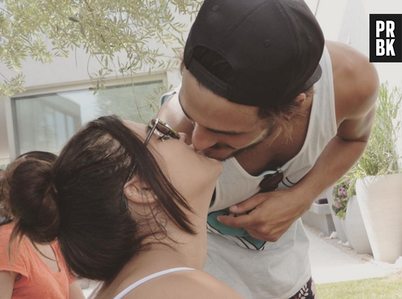 Giulia Costa e Brenno Leone, de "Malhação", também trocaram declarações no Dia do Beijo!