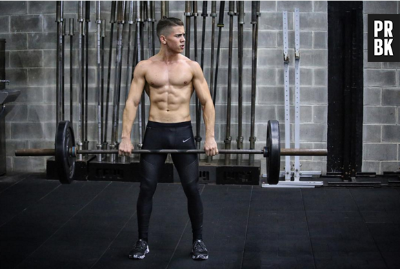 Biel está com tudo, hein? Astro tem deixado fãs piradinhos com corpaço!