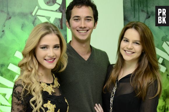 Anita (Bianca Salgueiro) verá Ben (Gabriel Falcão) e Sofia (Hanna Romanazzi) juntos em "Malhação"