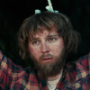 Daniel Radcliffe divide a cena com Paul Dano em "Swiss Army Man"
