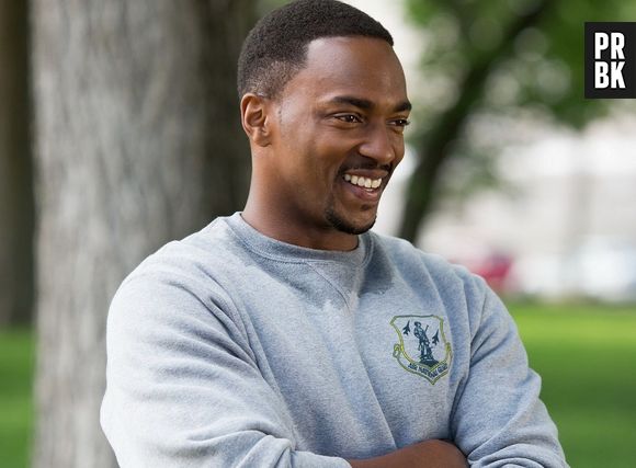 Sam Wilson, ou Falcão, faz aniversário em setembro