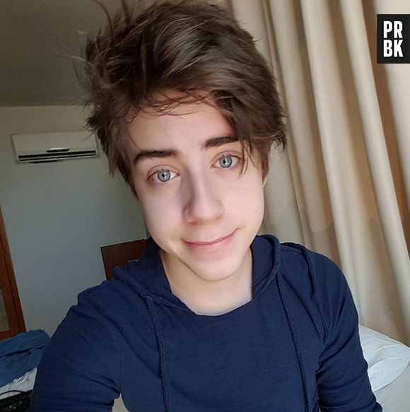 Curta as melhores selfies de Rafael Lange, o Cellbit, no Instagram!