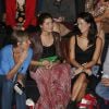 Sem Xuxa, Sasha assistiu ao desfile de Bruna Marquezine no Fashion Rio