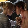  Andrew Garfield e Emma Stone s&atilde;o namorados na vida real e no filme de super-her&oacute;i "O Espetacular Homem-Aranha" 