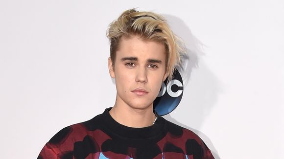 Justin Bieber no Guinness Book: cantor bate 8 recordes na nova edição do livro! Confira