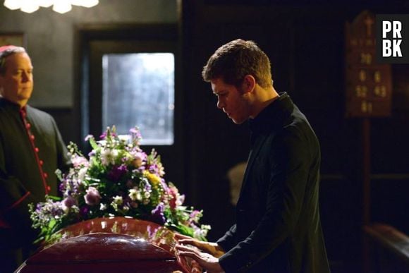 Em "The Originals", episódio 1x20, vai ter boa parte rodada em um funeral 