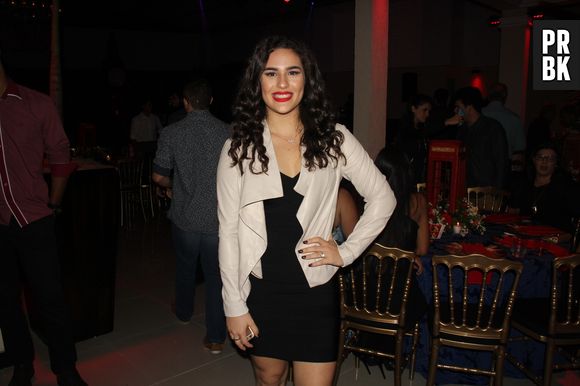 Livia Aragão mata a saudade de Gabriel Kaufmann, que foi seu par na última temporada de "Malhação"