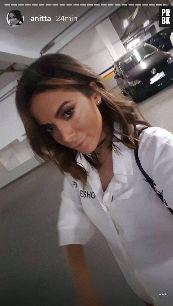 Anitta  mostra o novo visual long bob