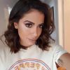Anitta está de long bob